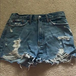 Abercrombie high rise short